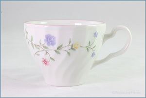 Johnson Brothers  - Summer Chintz - Breakfast Cup