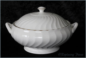 Wedgwood - Gold Chelsea - Lidded Vegetable Dish