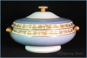 Wedgwood - Whitehall W3979 (Powder Gray) - Lidded Vegetable Dish