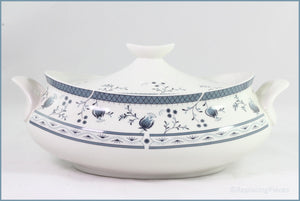 Royal Doulton - Cambridge (TC1017) - Lidded Vegetable Dish (Handled)