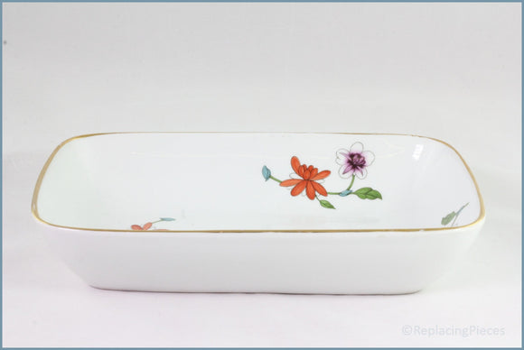 Royal Worcester - Astley (Gold Edge) - 13 7/8